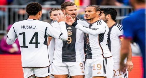 ناجلسمان يستدعي وجهين جديدين لقائمة المنتخب الألماني